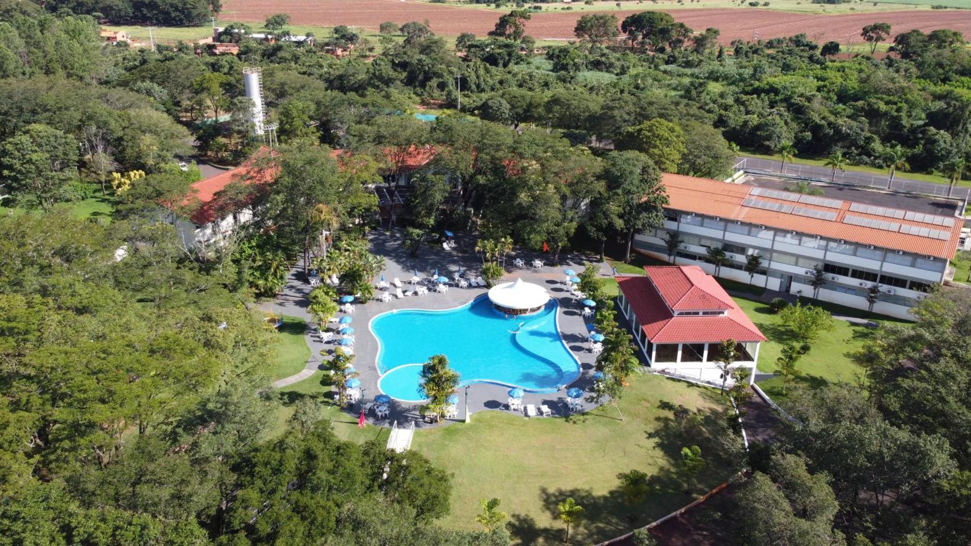 Hotel Agua Das Araras Paraguacu Paulista Dış mekan fotoğraf